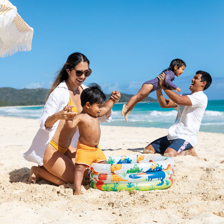 Piscine bébé à la plage INTEX