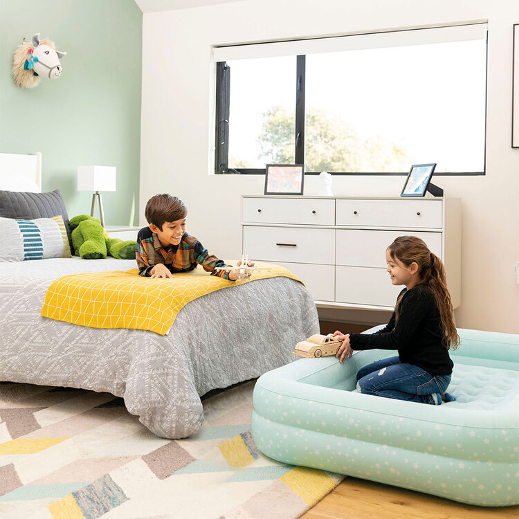 Lit de voyage pour enfant INTEX