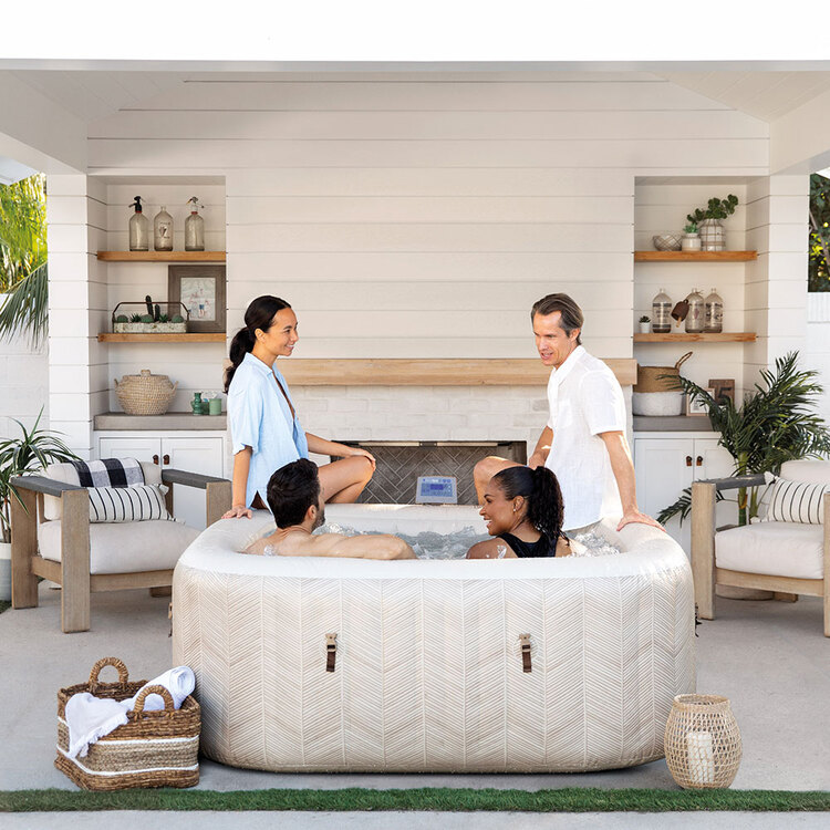 Spa gonflable 4 places Chevron | Carré | Motifs beige & blanc | INTEX
