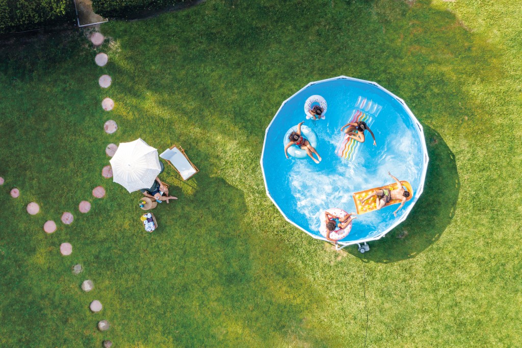 Préparez vos vacances estivales avec Intex 🦩